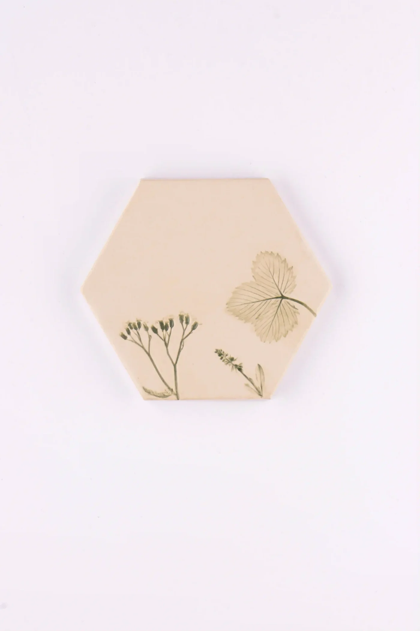 Hexagon tiles with flowers