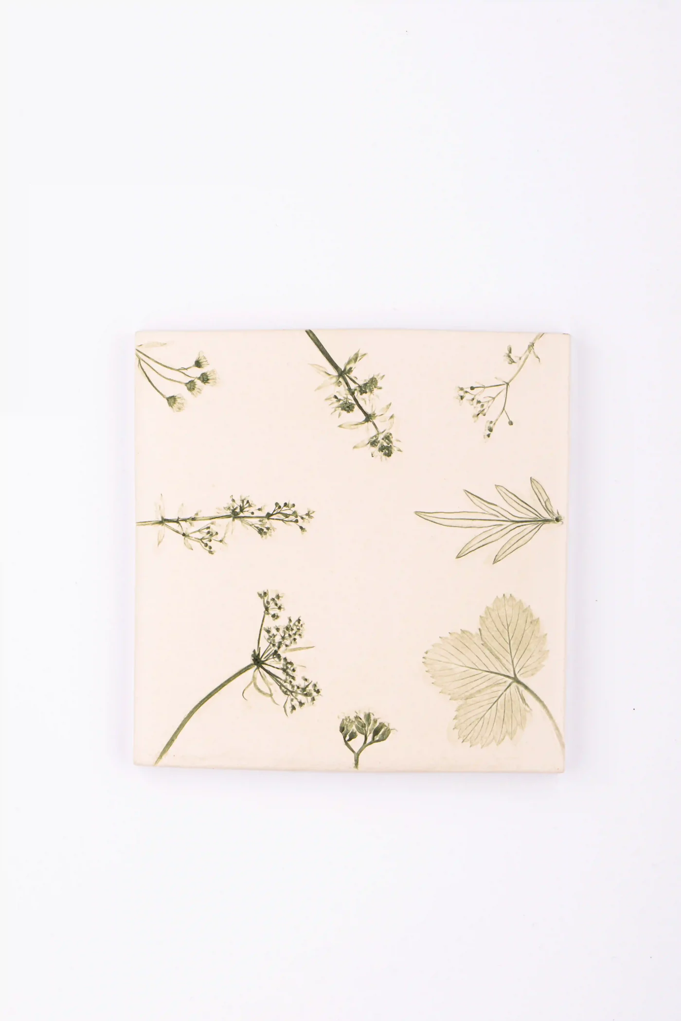 Tiles with meadow flowers